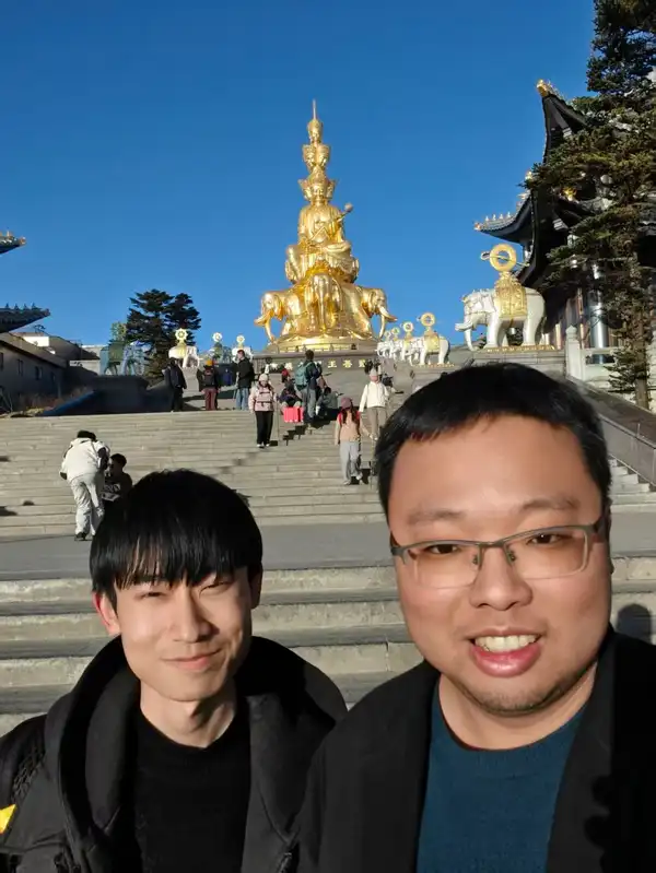 不知道我说是来峨眉山做实验的你信不信