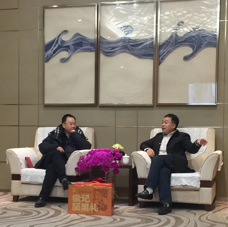 金牛区余戬副区长一行慰问朱庆教授