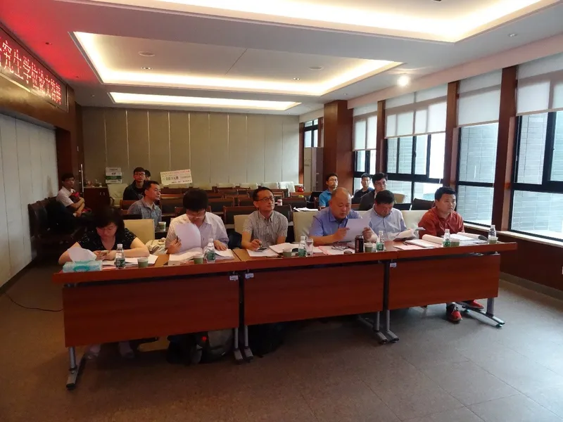 VGE小组交大硕士研究生学位论文答辩会